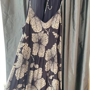 LAUREN CONRAD. Size 4. Summer dress.